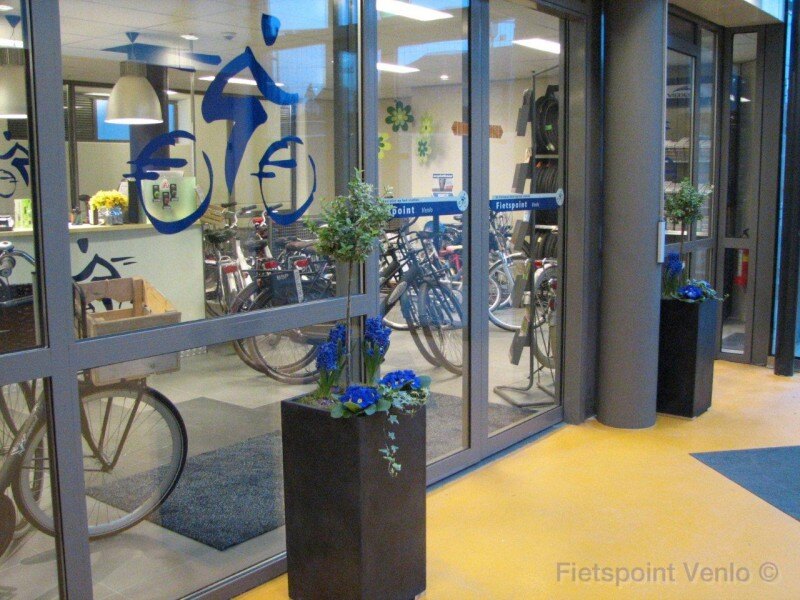 Ingang van Fietspoint Venlo